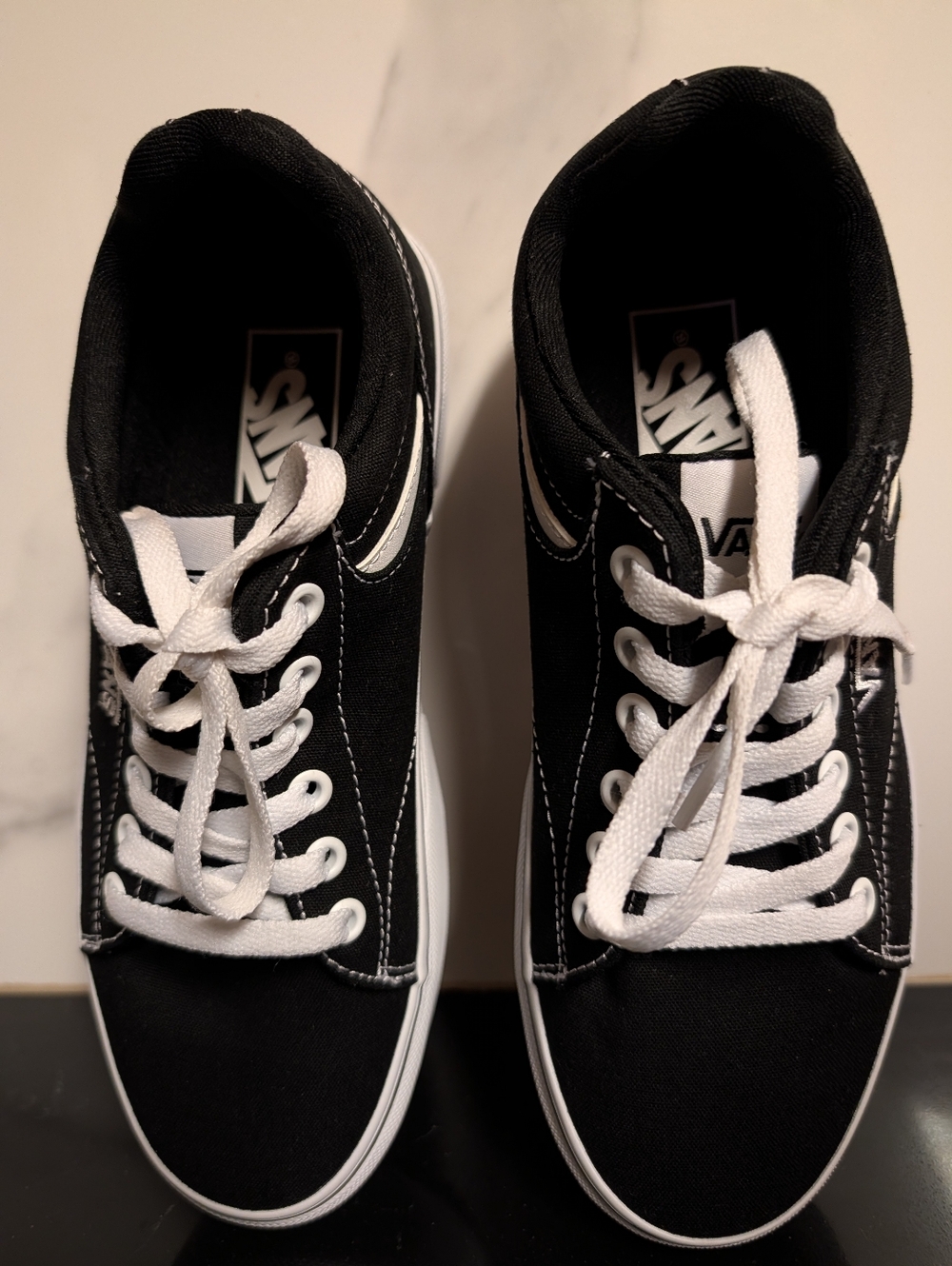 Vans Seldan Platform Sneakers - Women's Size 7 Like New - Picture 6 of 11